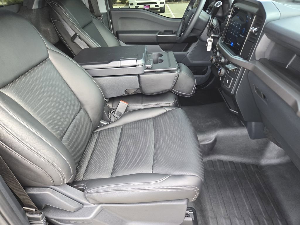 Used 2025 Ford F150 XL w/ Equipment Group 103A High image 16