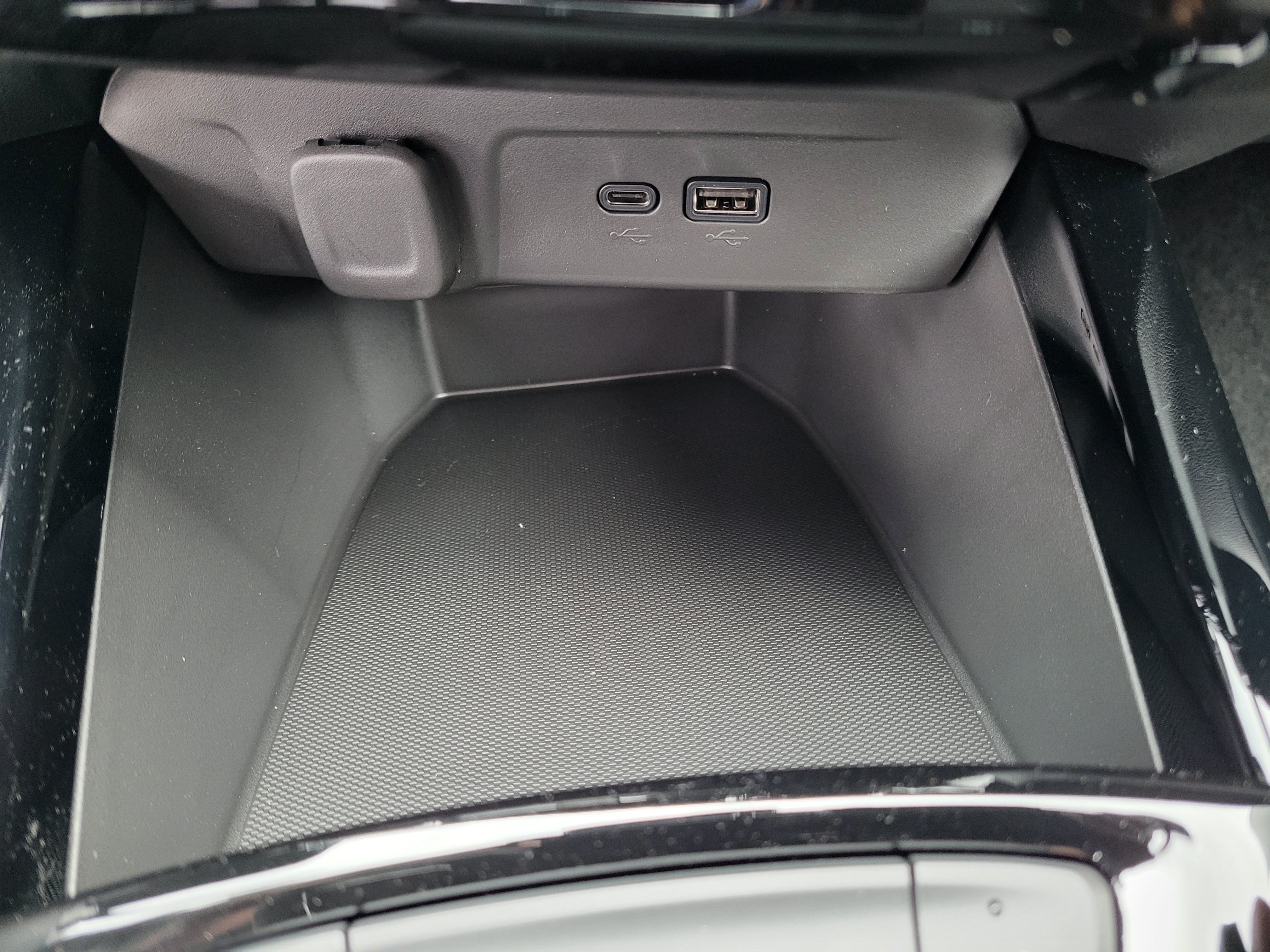 New 2026 Chevrolet Trax RS w/ Driver Confidence Package FWD image 19