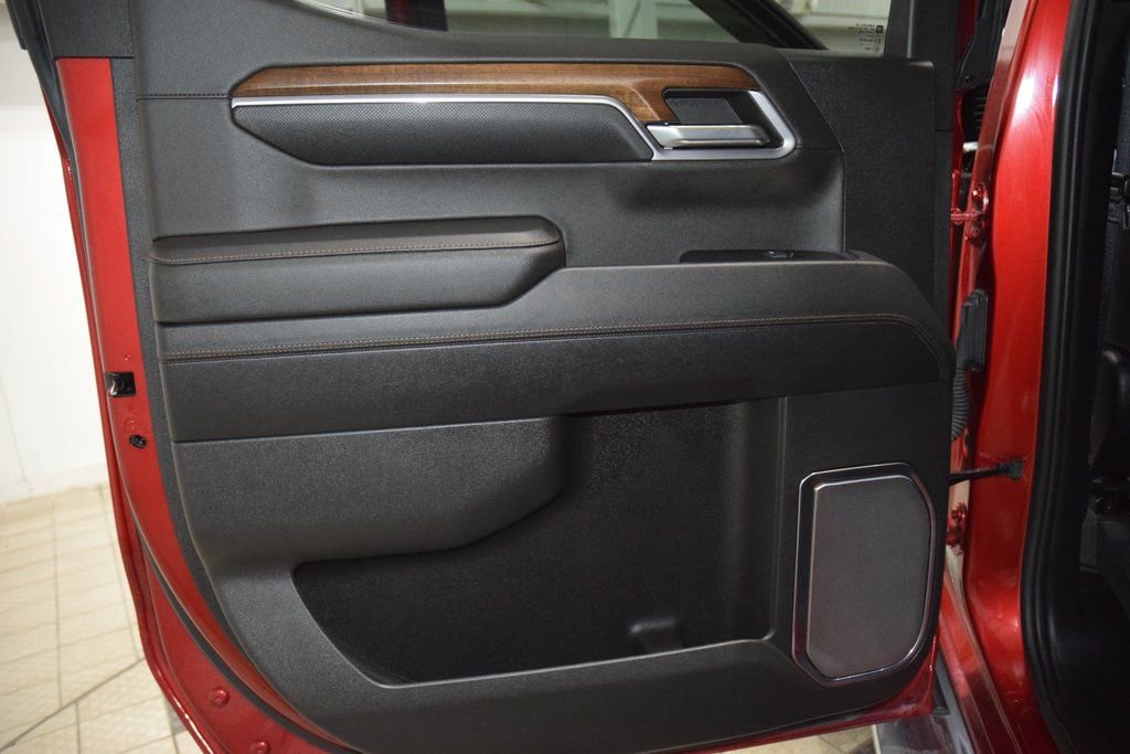 Used 2022 Chevrolet Silverado 1500 High Country image 39