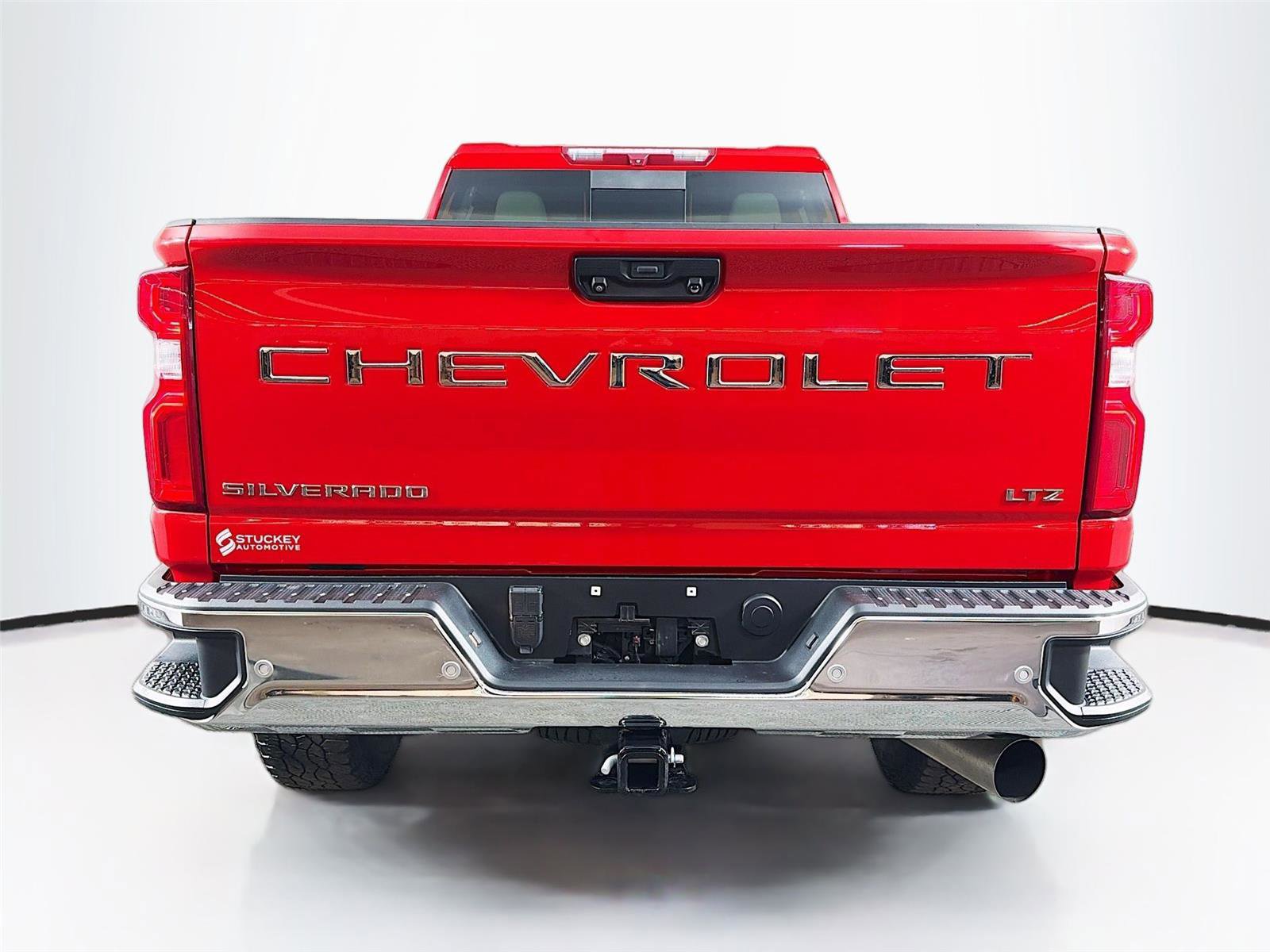 Used 2023 Chevrolet Silverado 2500 LTZ w/ LTZ Plus Package AWD/4WD image 6