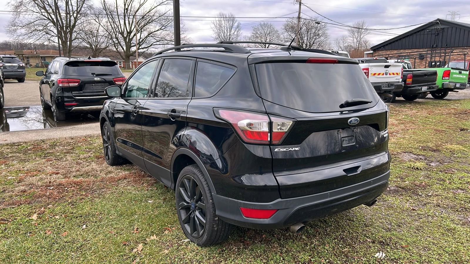 Used 2017 Ford Escape Titanium w/ Canadian Touring Package image 5