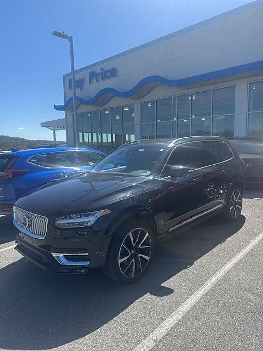 Used 2023 Volvo XC90 B6 Plus w/ Protection Package Premier AWD/4WD image 4