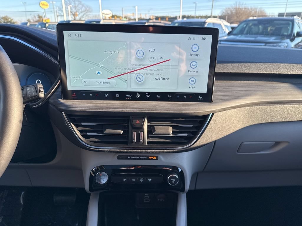 New 2025 Ford Escape SE w/ PHEV Premium Package FWD image 29