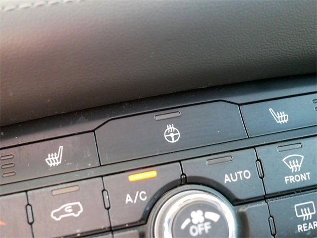 Used 2024 Dodge Durango SXT image 34