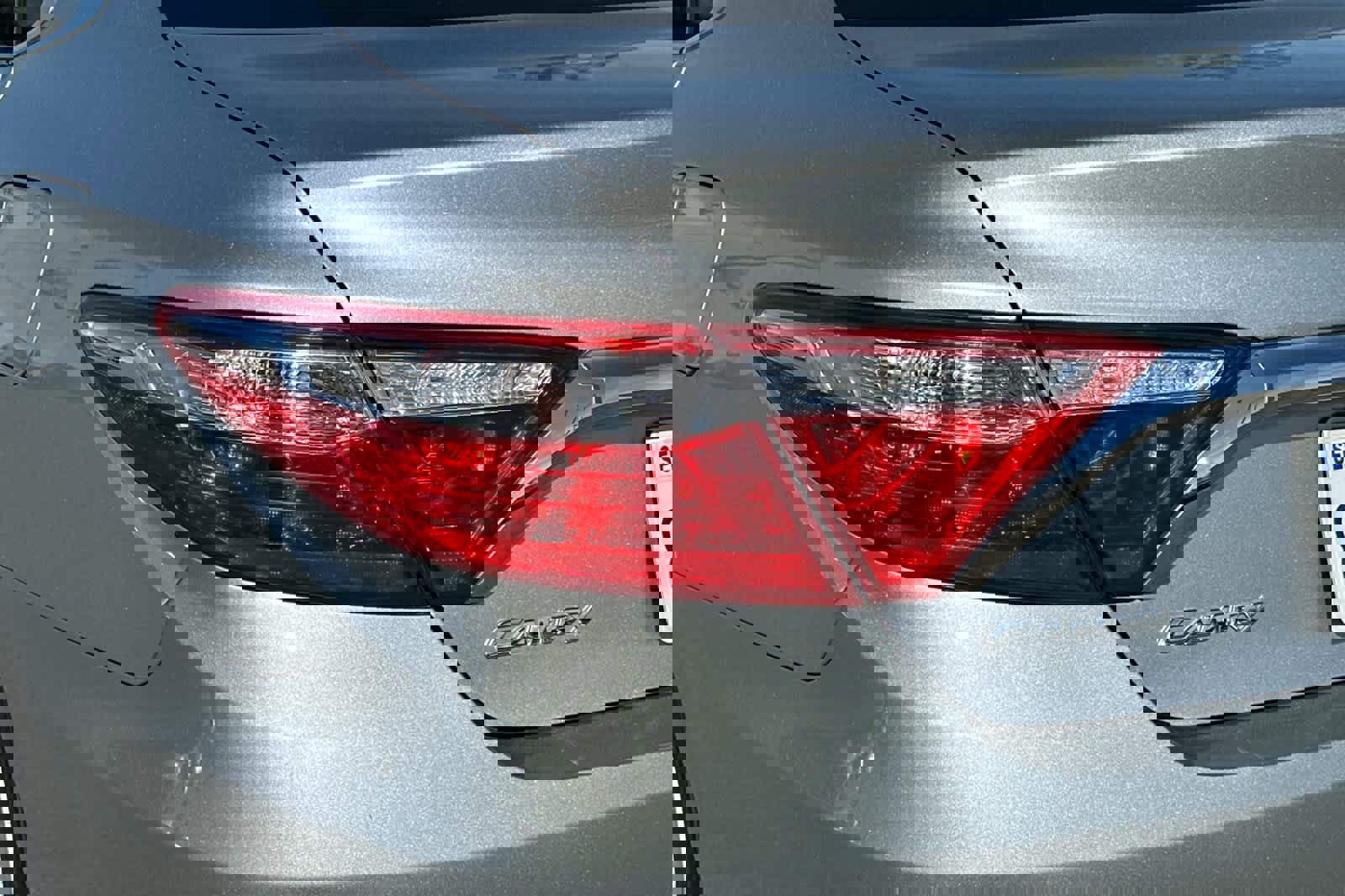 Used 2017 Toyota Camry LE image 20