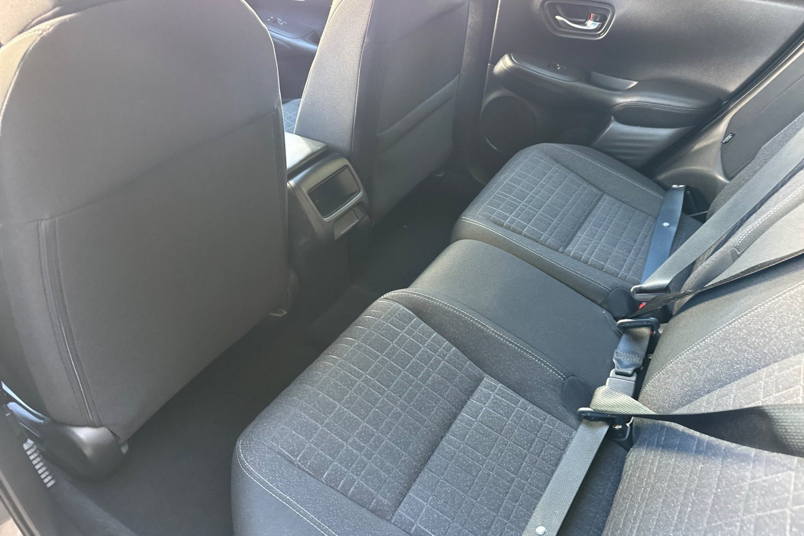 Certified 2023 Honda HR-V LX image 24