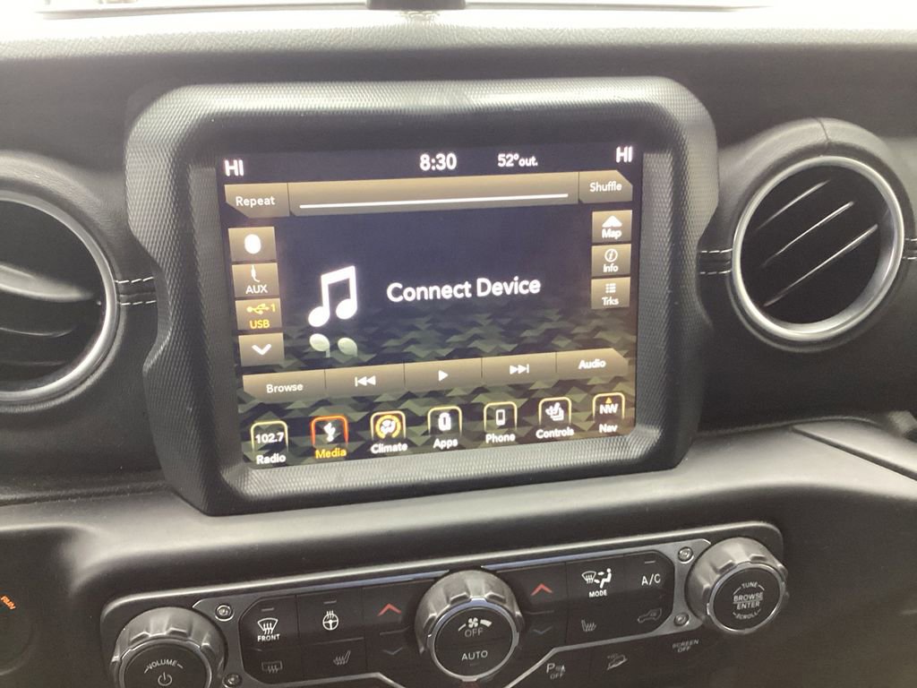 Used 2018 Jeep Wrangler Unlimited Sahara image 14