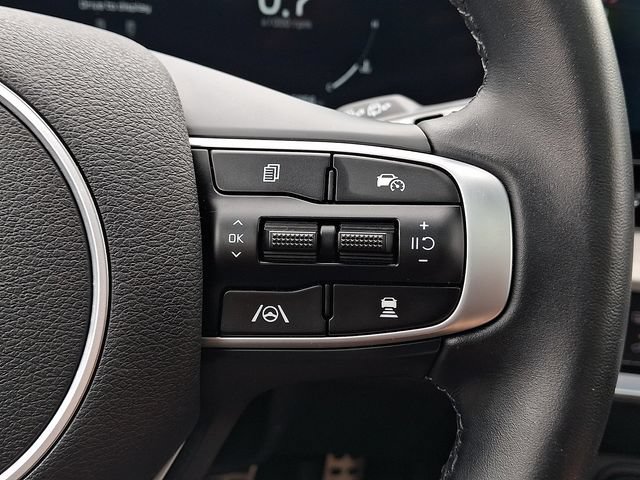 Certified 2025 Kia Sportage X-Pro AWD/4WD image 22