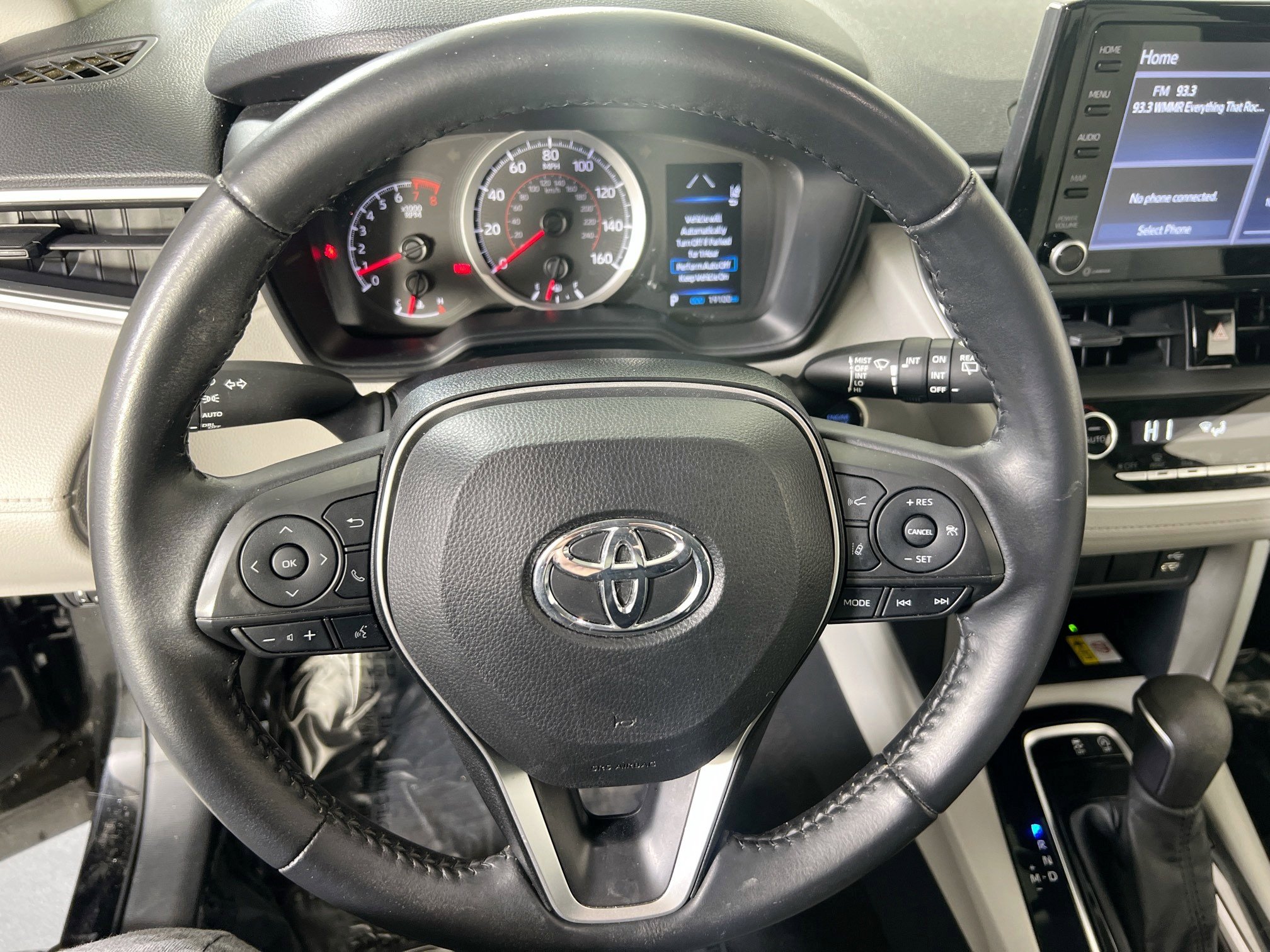 Used 2022 Toyota Corolla Cross LE image 11