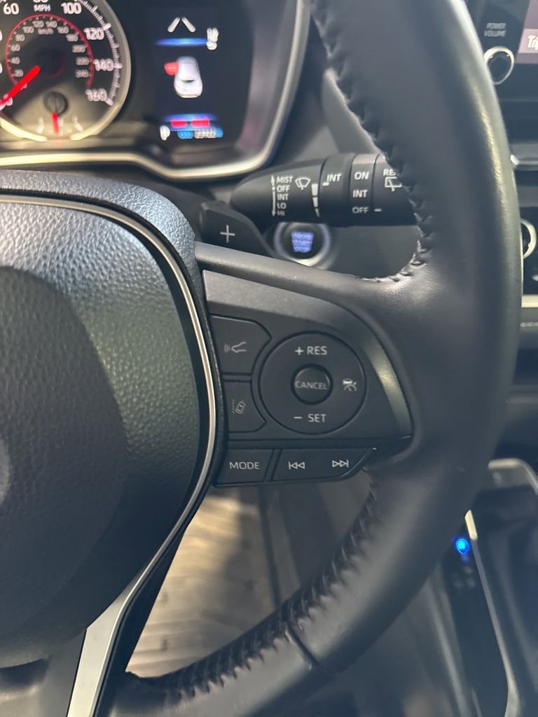 Used 2022 Toyota Corolla SE FWD image 36