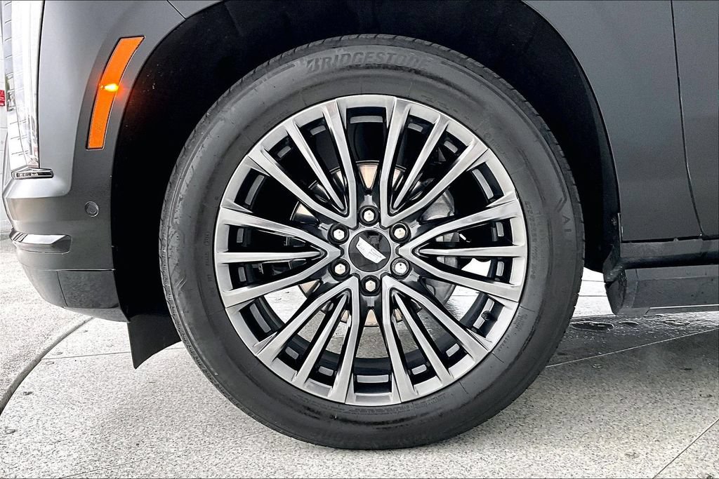 Used 2025 Cadillac Escalade Sport Platinum AWD/4WD image 10