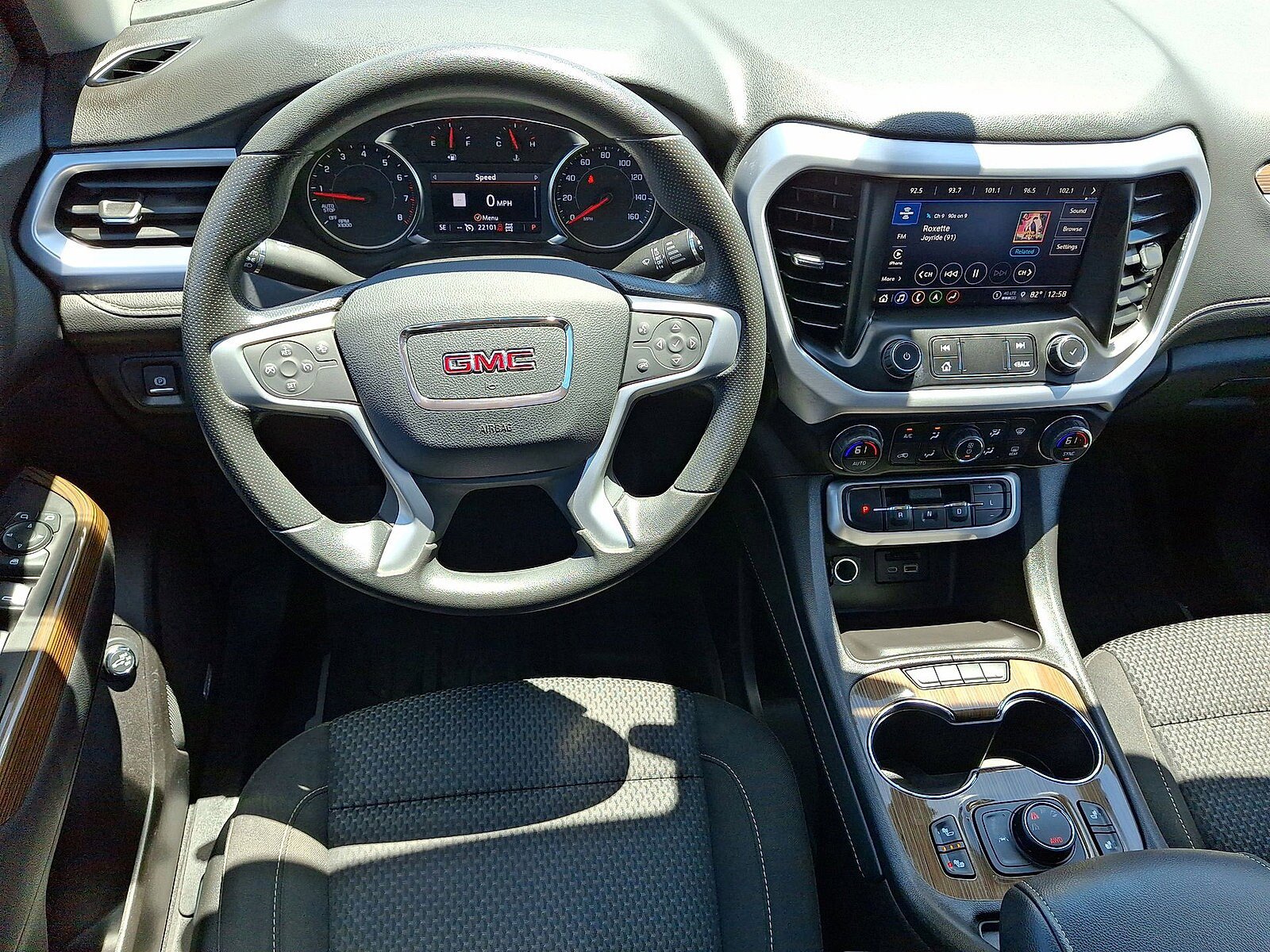 Used 2023 GMC Acadia SLE w/ Driver Convenience Package AWD/4WD image 21