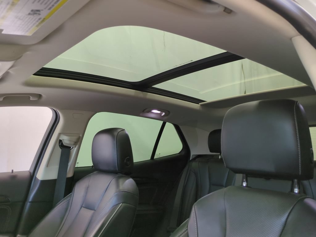 Used 2021 Buick Envision Essence w/ Technology Package I AWD/4WD image 43