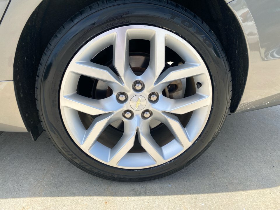Used 2017 Chevrolet Impala Premier FWD image 26