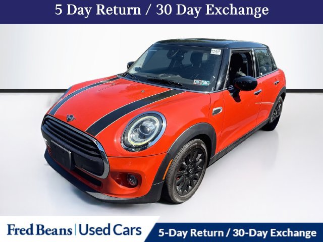 Used 2020 MINI Cooper 4-Door Hardtop w/ Premium Package FWD image 3