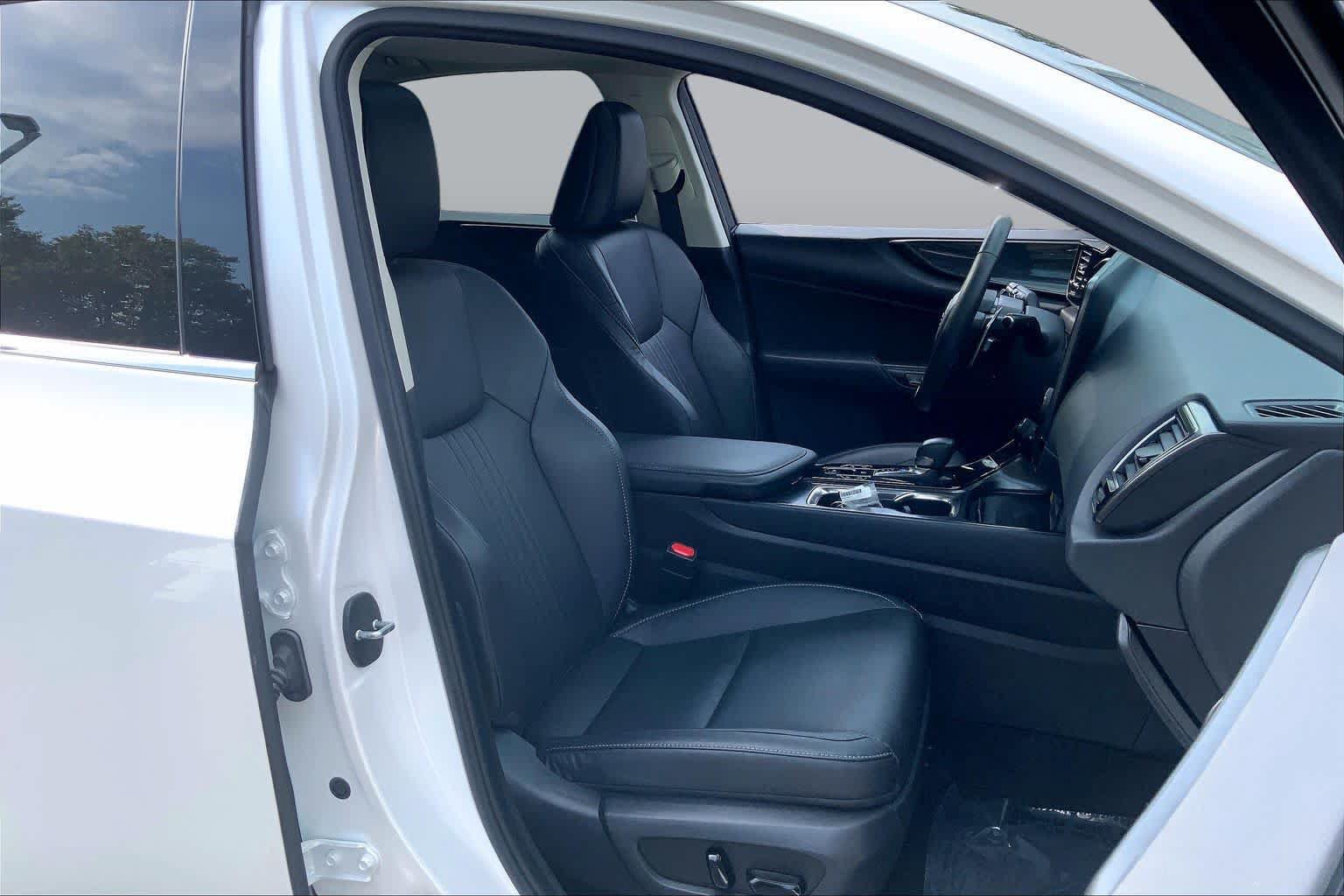 Used 2024 Lexus NX 350 AWD image 9