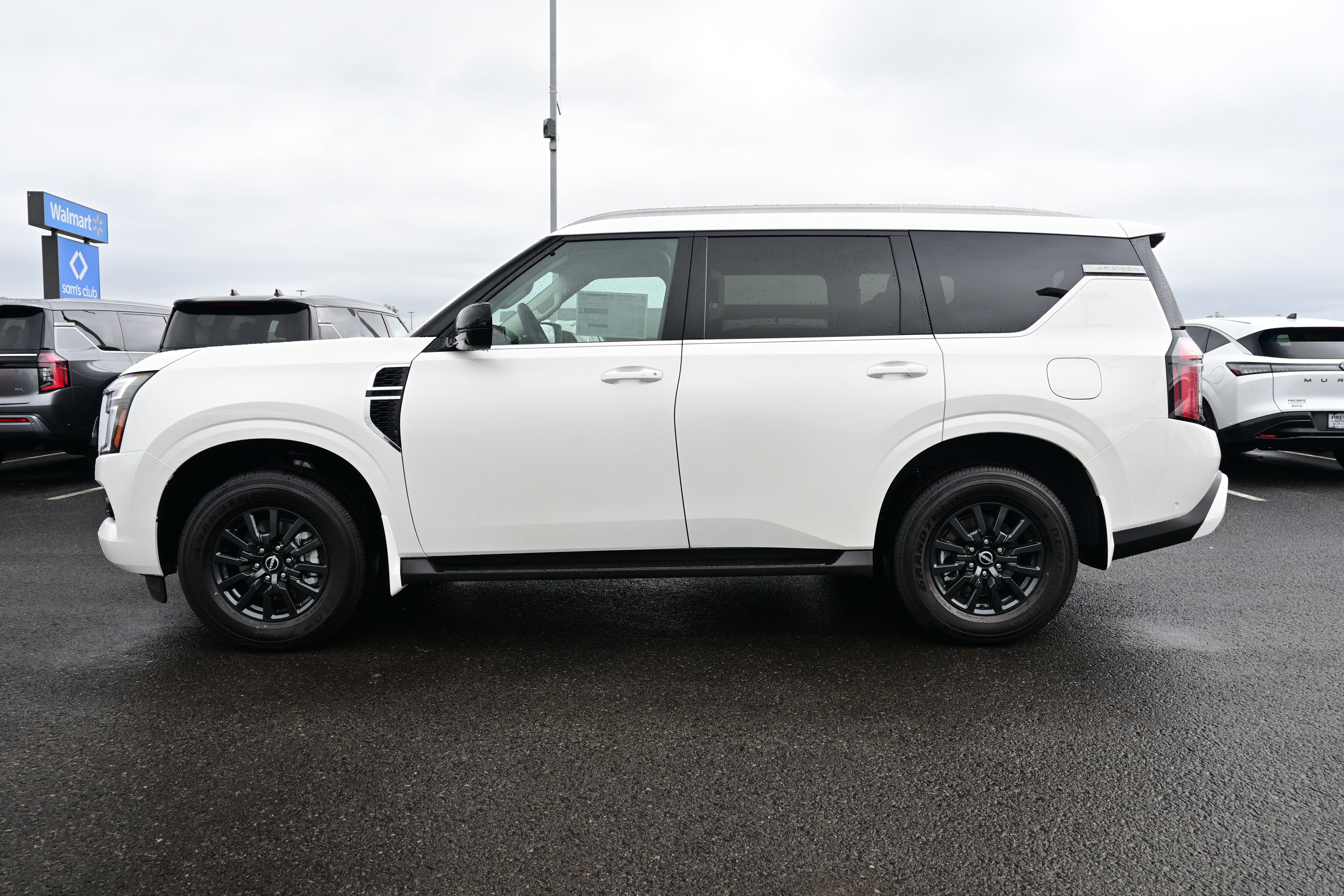 New 2026 Nissan Armada SV AWD/4WD image 5
