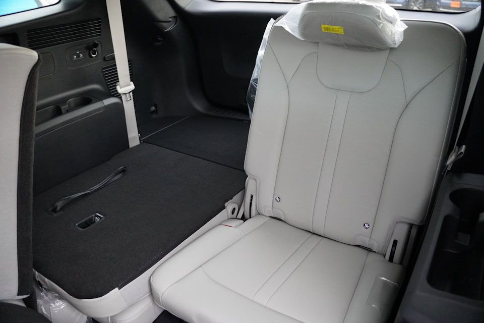 New 2026 Kia Sorento EX AWD/4WD image 12
