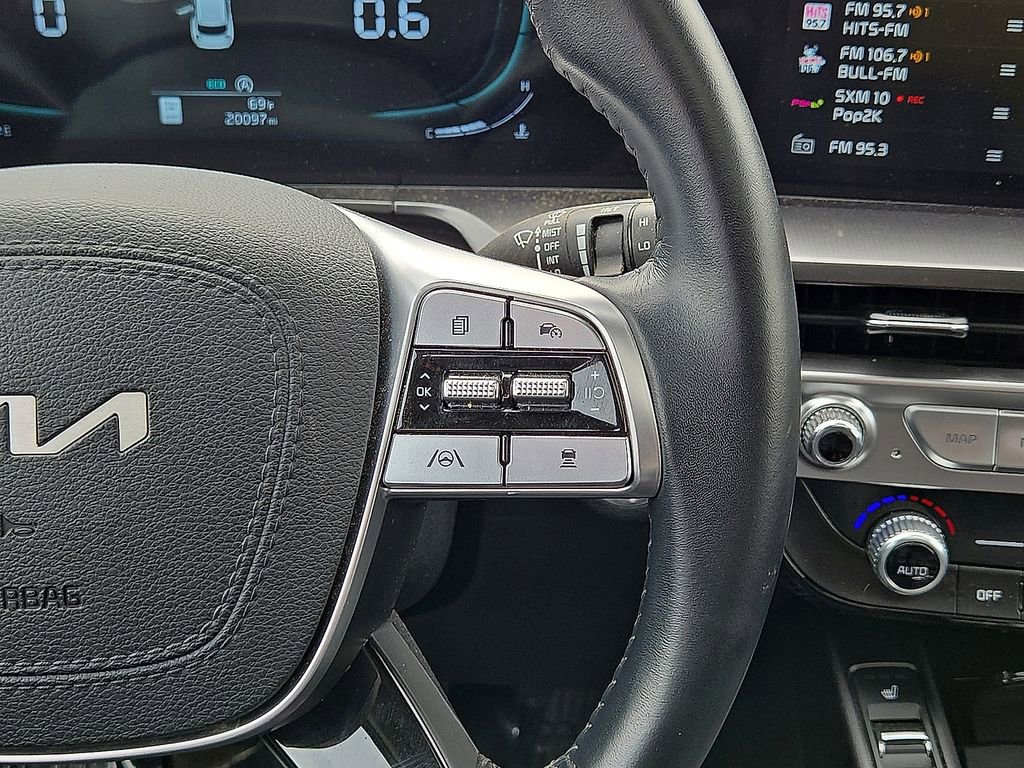 Used 2025 Kia Telluride S image 20