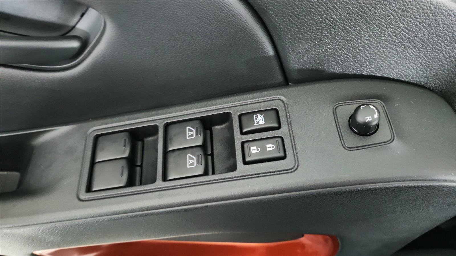 New 2026 Nissan Frontier PRO-4X w/ Tow Package image 10