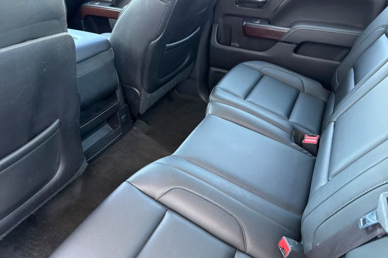 Used 2015 GMC Sierra 1500 SLT w/ Max Trailering Package AWD/4WD image 4