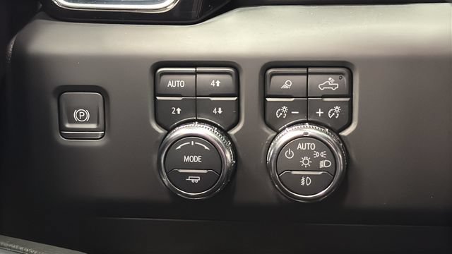 Used 2024 GMC Sierra 1500 Denali w/ Denali Reserve Package AWD/4WD image 32