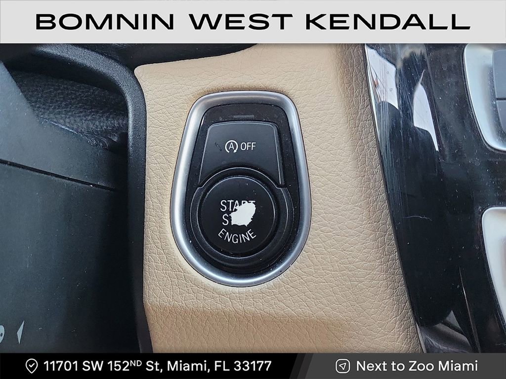 Used 2018 BMW 320i xDrive Sedan image 13