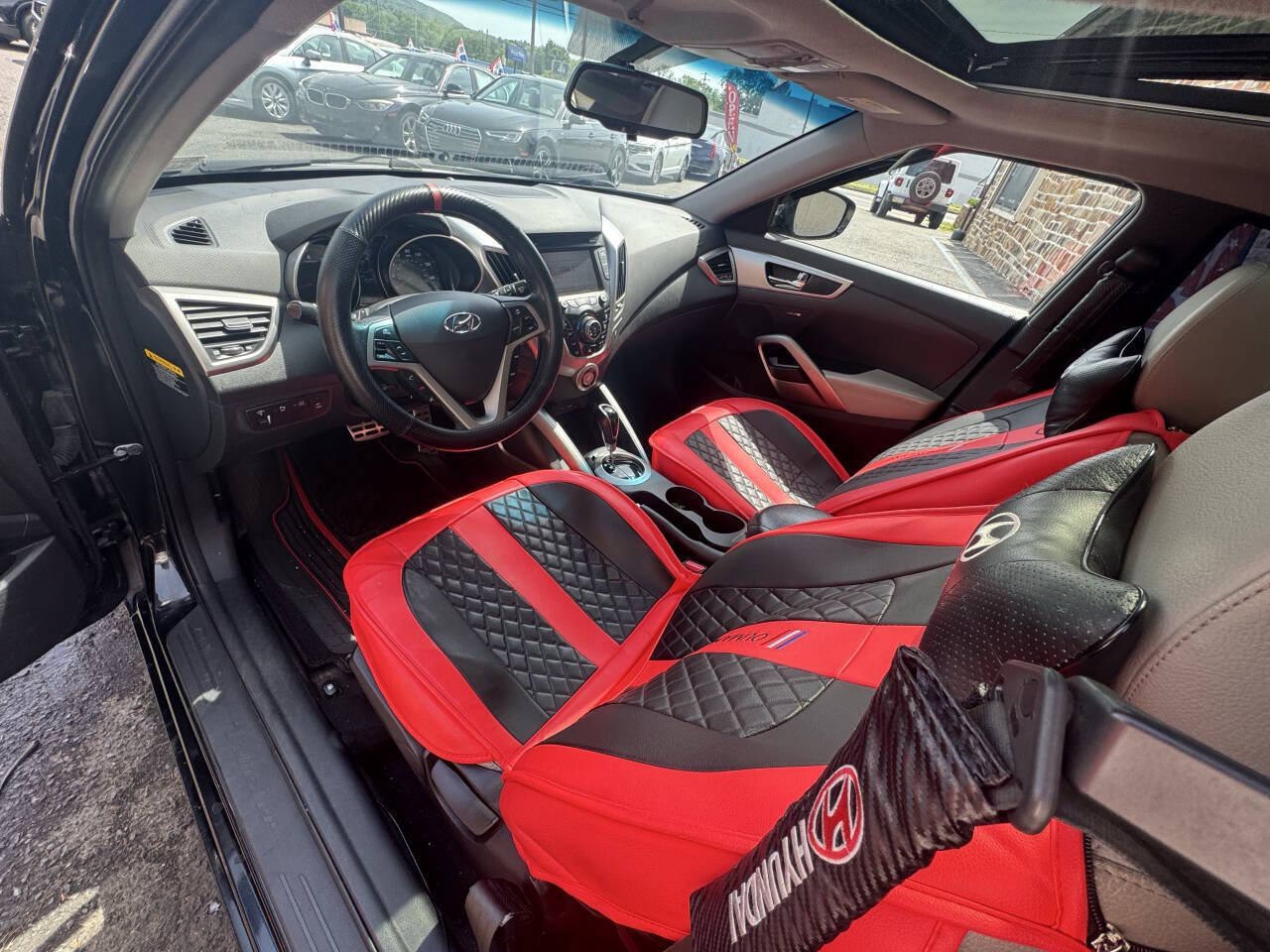 Used 2013 Hyundai Veloster w/ Style Pkg FWD image 16