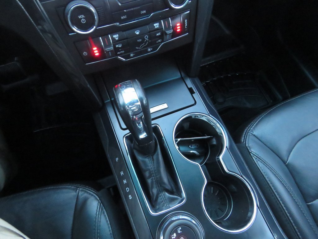 Used 2017 Ford Explorer XLT w/ Equipment Group 202A image 27