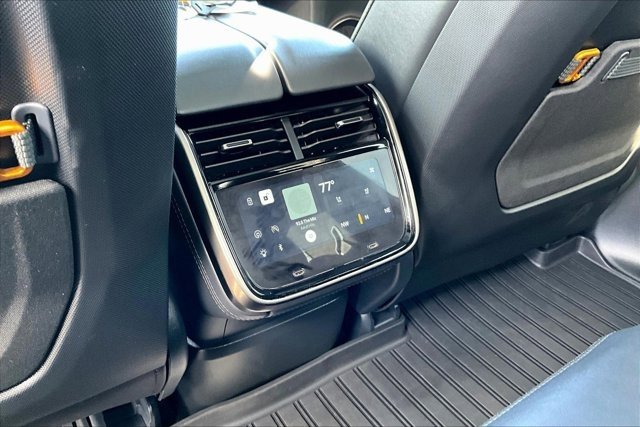 Used 2022 Rivian R1T Launch Edition image 11