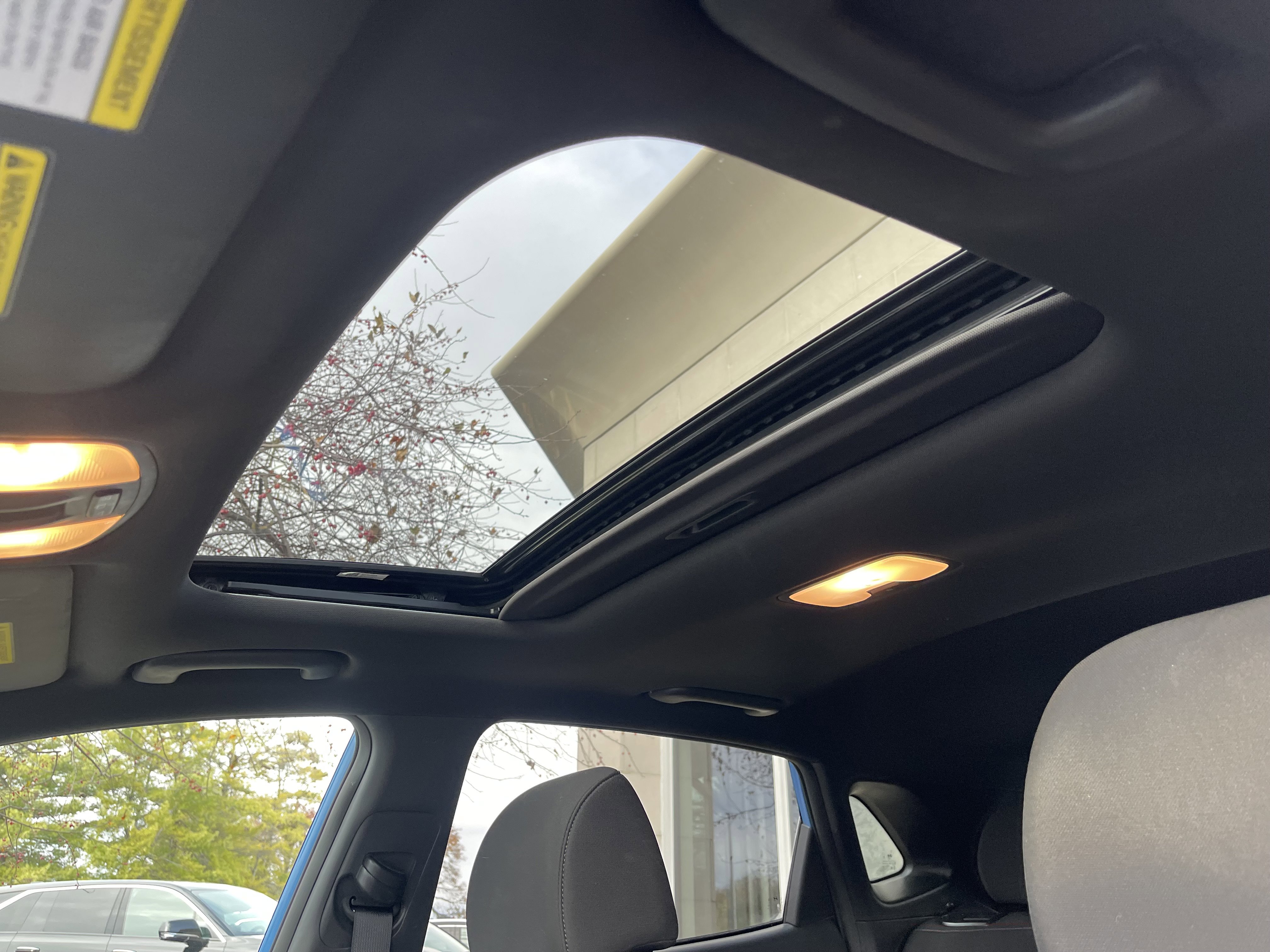 Used 2022 Hyundai Kona N Line w/ Tech Package image 9