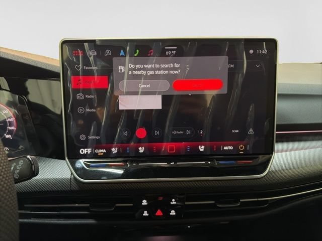 New 2026 Volkswagen GTI SE FWD image 22
