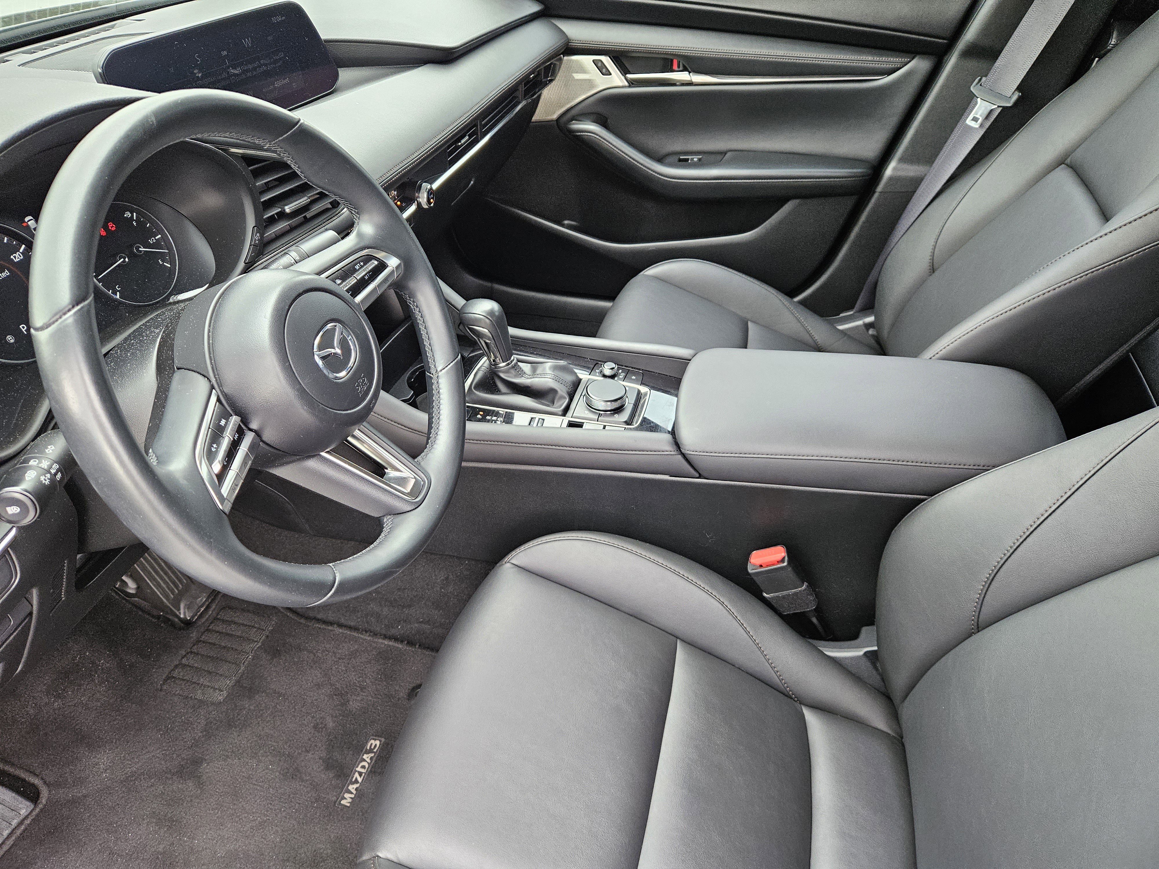 Used 2019 MAZDA MAZDA3 Sedan w/ Preferred Package image 11