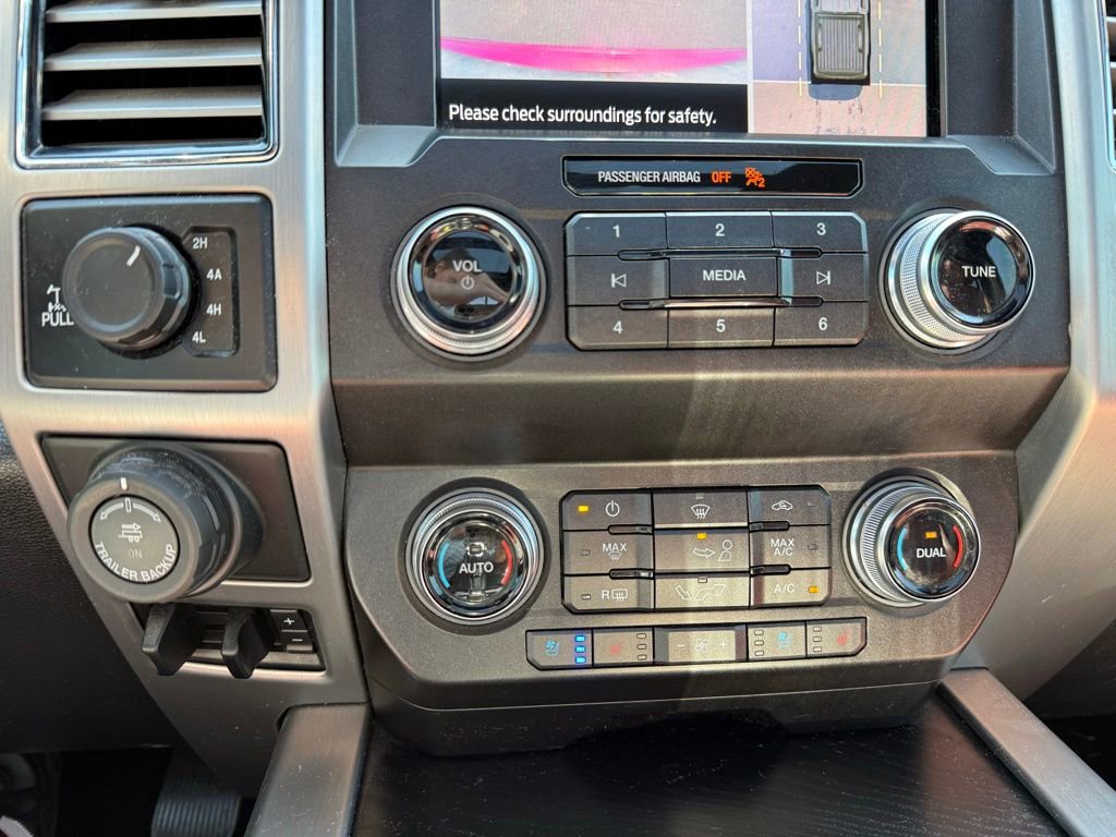 Used 2019 Ford F150 Platinum w/ Equipment Group 701A Luxury AWD/4WD image 17