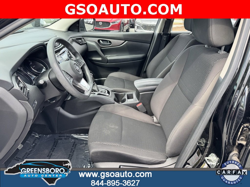 Used 2018 Nissan Rogue Sport S image 11