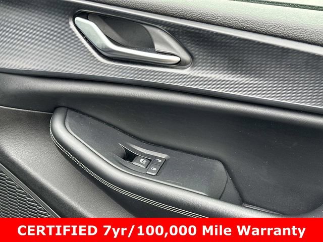 Certified 2023 Jeep Grand Cherokee L Laredo image 9