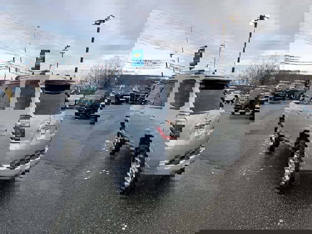 Used 2023 Toyota 4Runner SR5 image 3