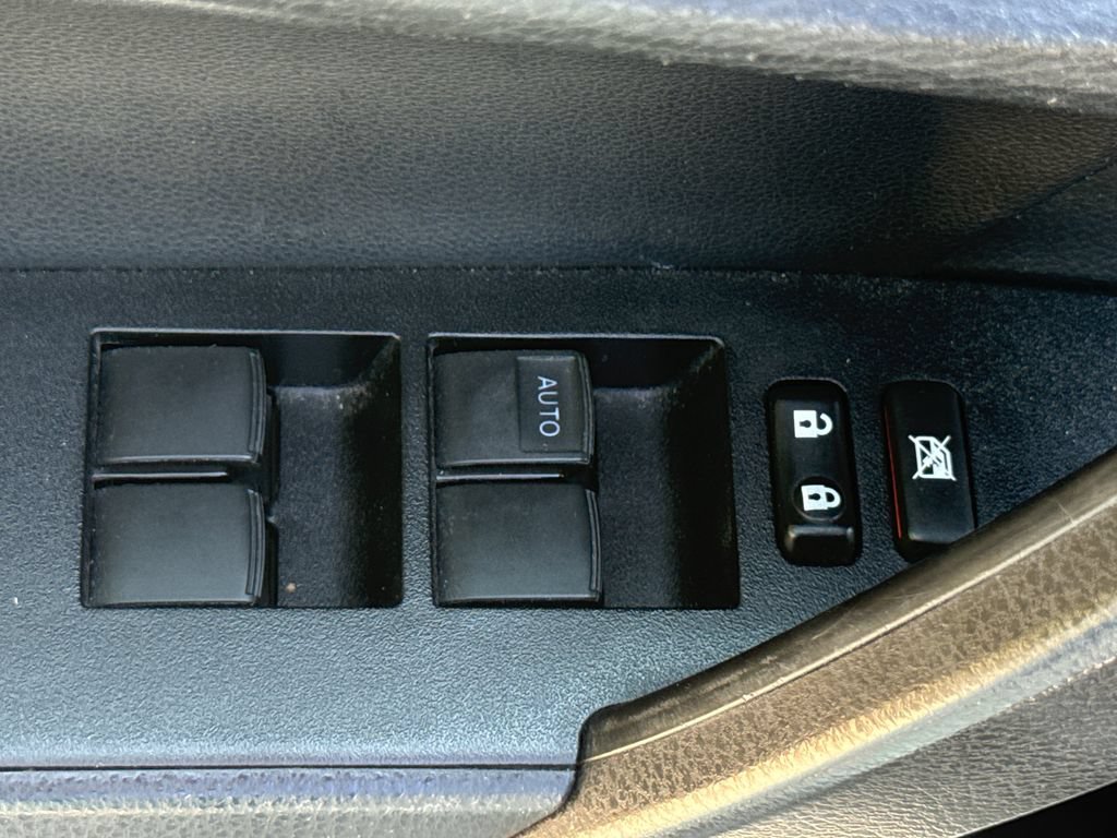 Used 2015 Toyota Corolla S FWD image 14