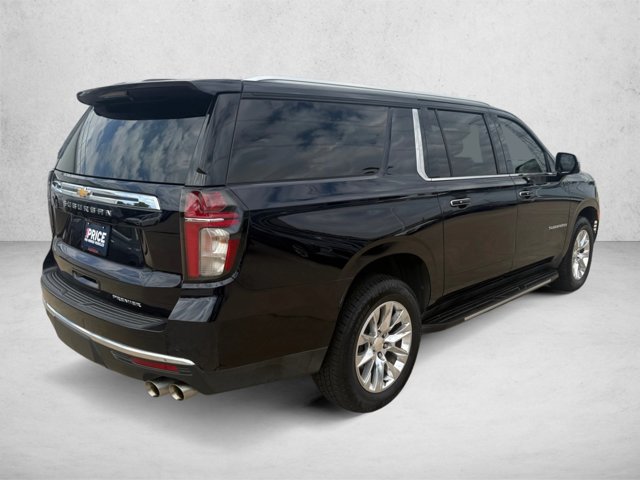 Used 2021 Chevrolet Suburban Premier AWD/4WD image 3