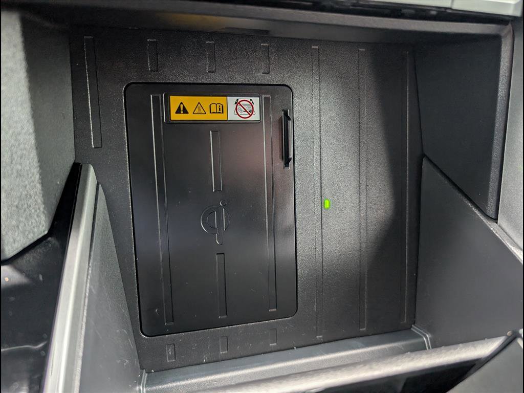 Used 2024 Toyota Sequoia Platinum image 16