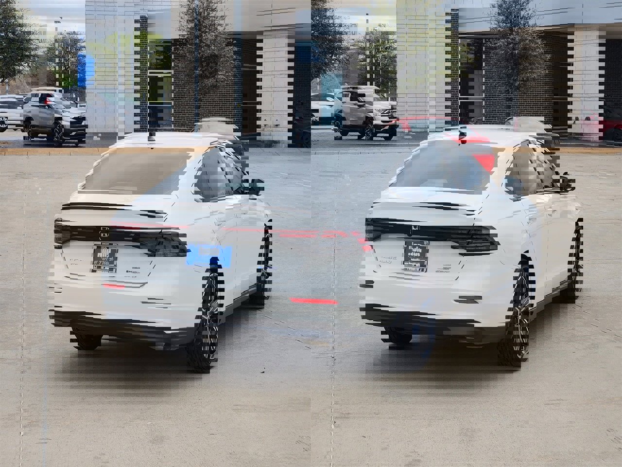 Used 2025 Honda Accord Sport image 5