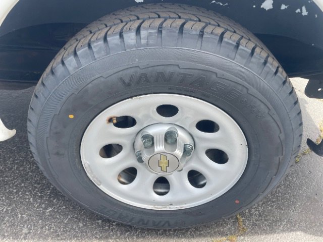 Used 2014 Chevrolet Express 1500 image 21