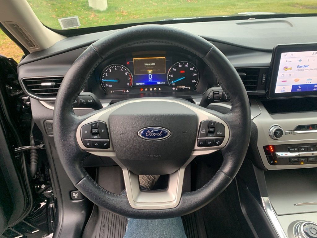 Used 2022 Ford Explorer XLT w/ Equipment Group 202A image 23