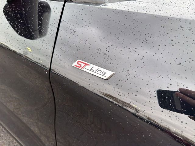 Used 2025 Ford Explorer ST-Line image 5