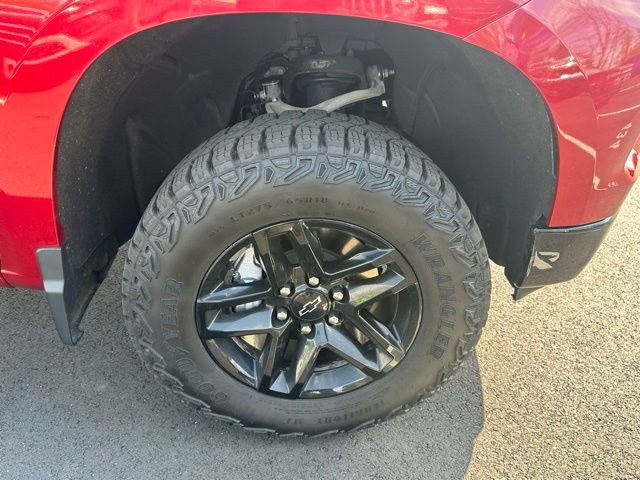 Used 2023 Chevrolet Silverado 1500 LT Trail Boss AWD/4WD image 15