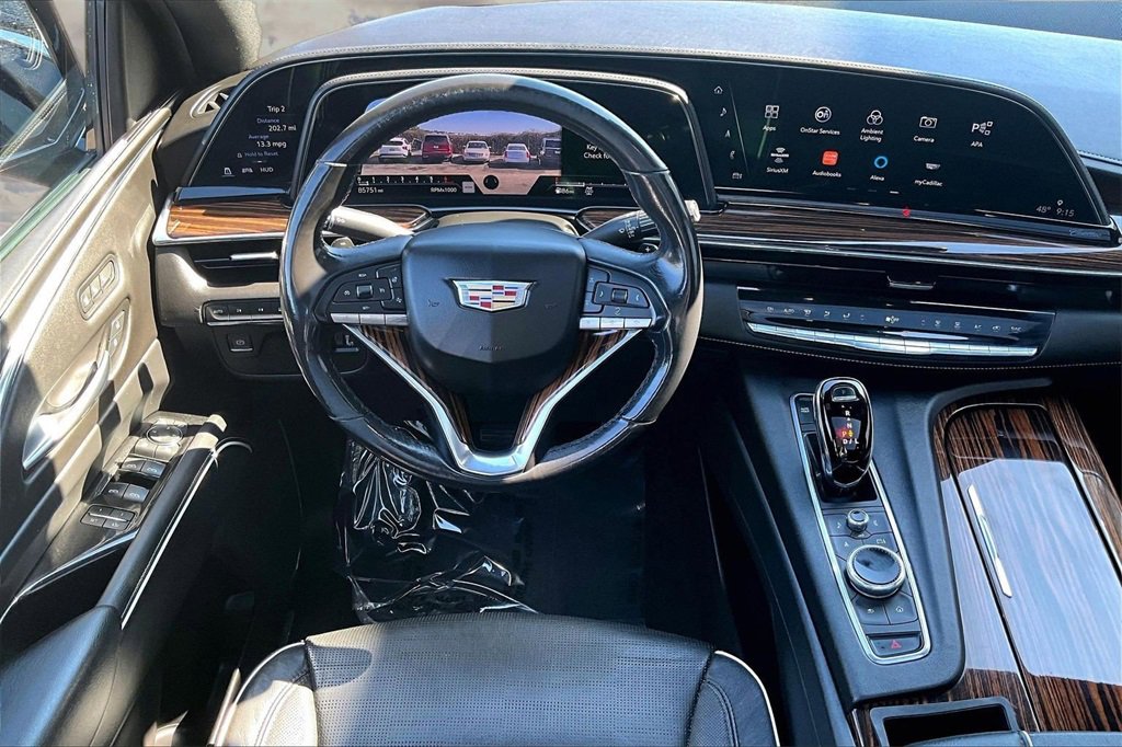Used 2021 Cadillac Escalade Premium Luxury image 8