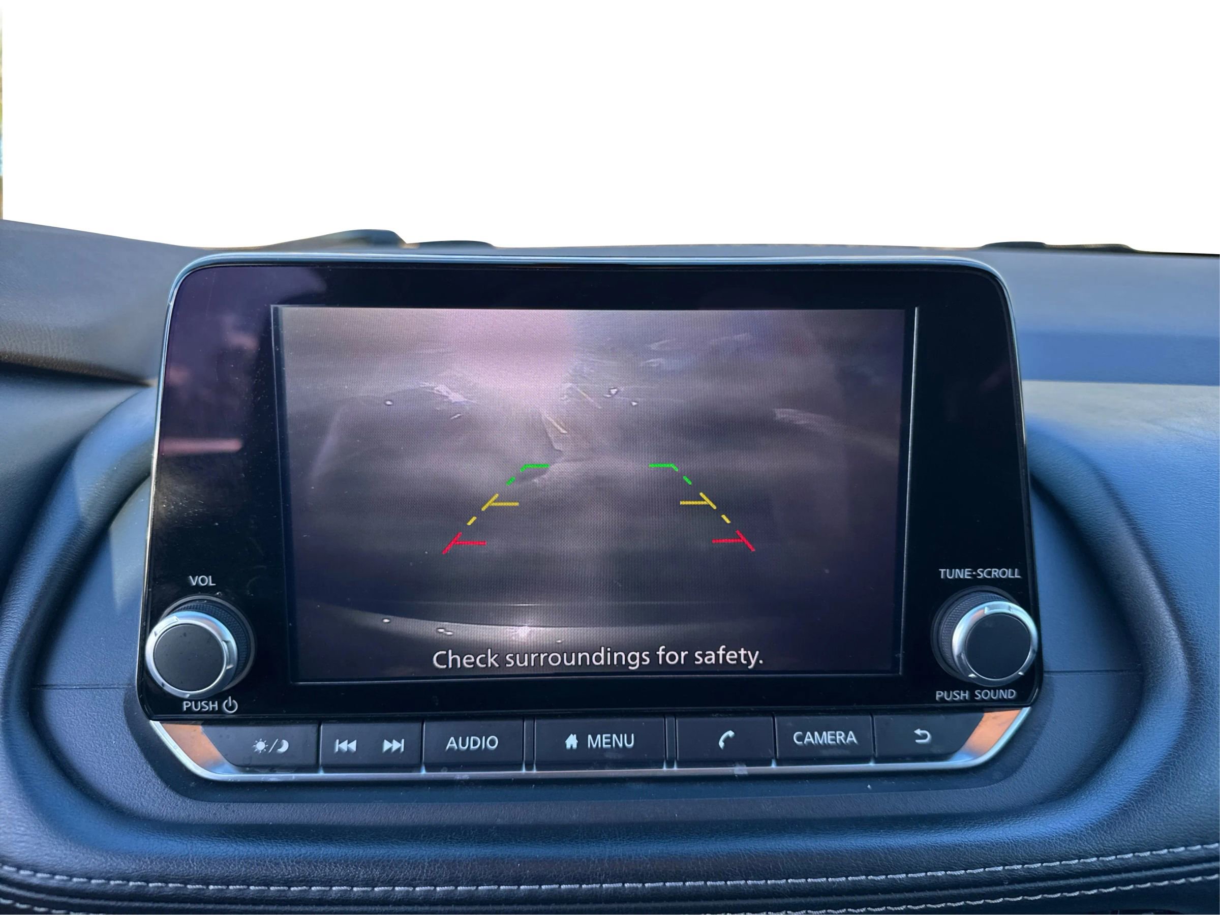 Used 2022 Nissan Rogue SV image 26