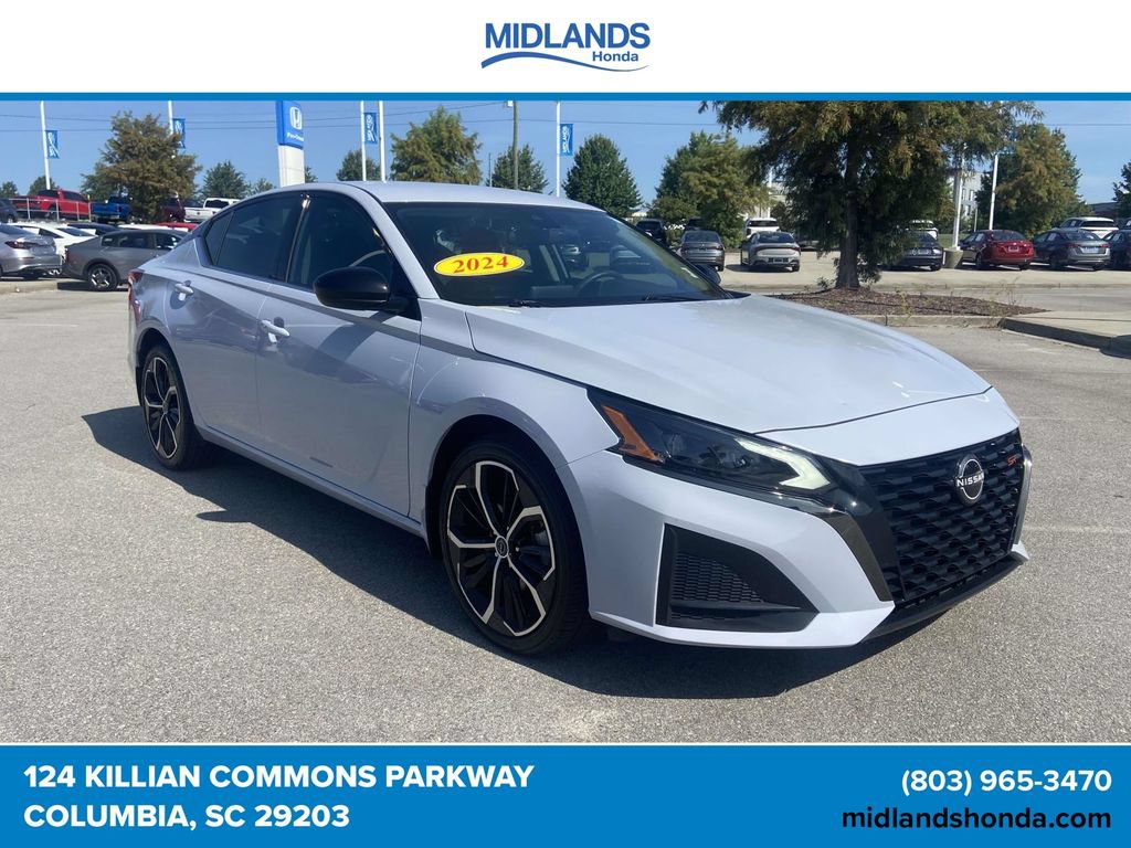 Used 2024 Nissan Altima 2.5 SR AWD/4WD image 1
