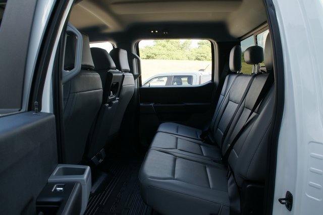 New 2026 Ford F350 XL w/ XL Chrome Package image 24