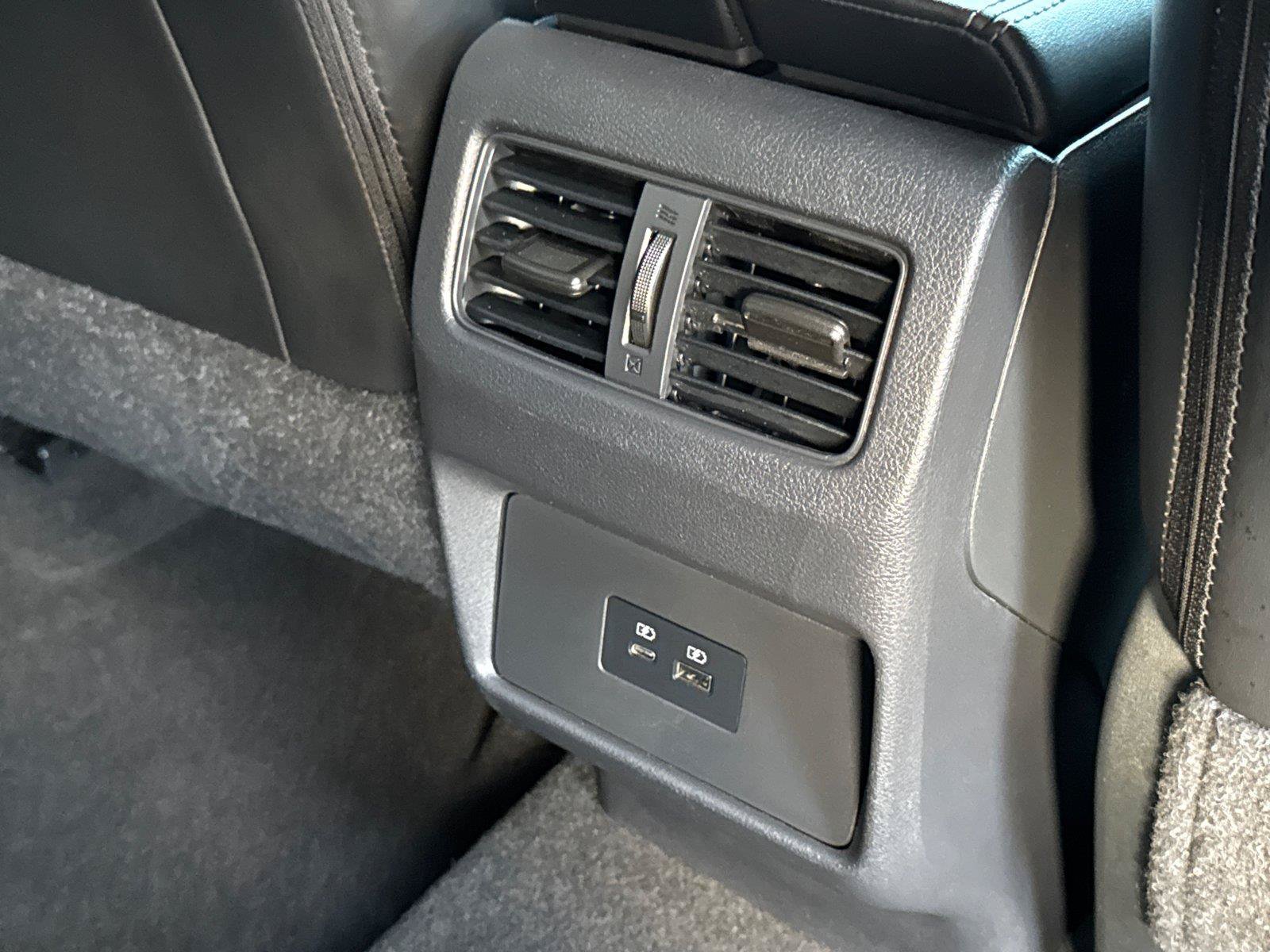 Used 2023 Nissan Rogue SV w/ SV Premium B Package AWD/4WD image 19